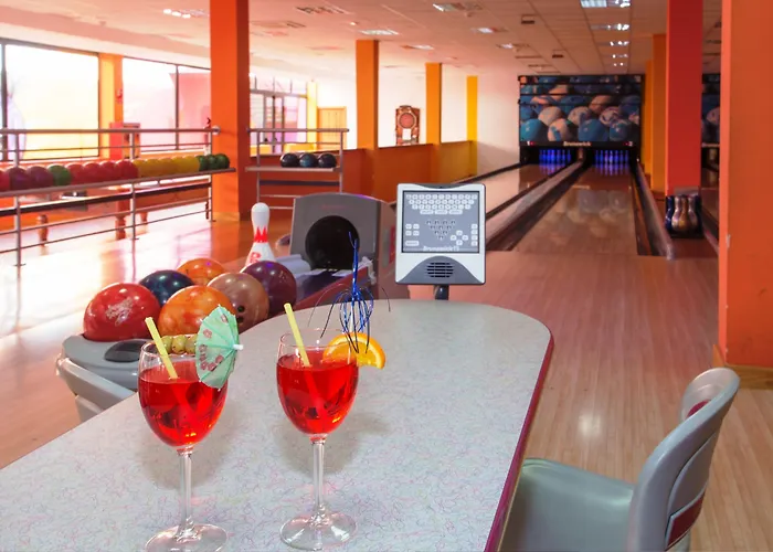 圣罗莎公寓 3* 科斯塔特吉塞